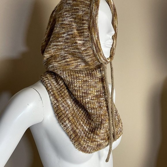 FREE PEOPLE Deja Vu Space Dye Balaclava in Neutral Mix Striped NEW NWT - Picture 6 of 9